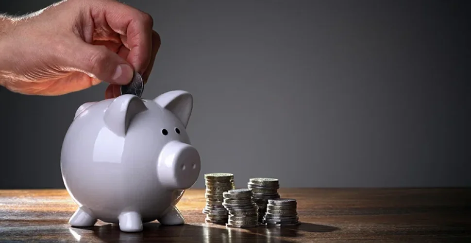 Wie man Geld spart: Tipps und bewährte Wege